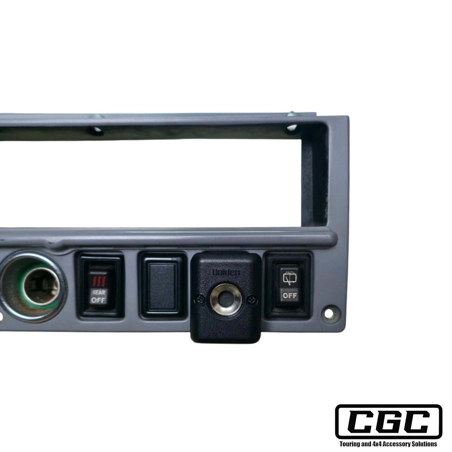UHF switch blank handheld mount to suit 60 series landcruiser Suits: FJ60, FJ61, FJ62, HJ60, HJ61 60 Series Landcruiser Models from 1980-1990
replaces 55524-90A00