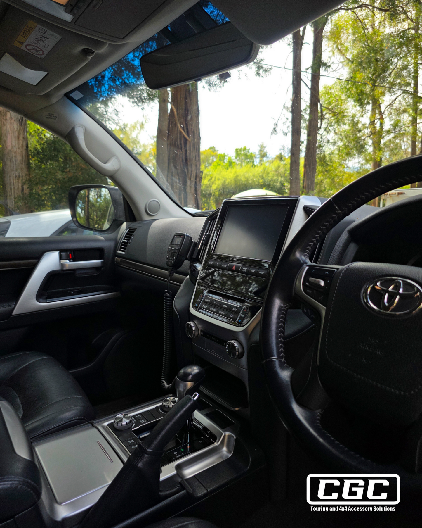 UHF Handheld mount to suit 2016-2021 200 Series Land cruiser.